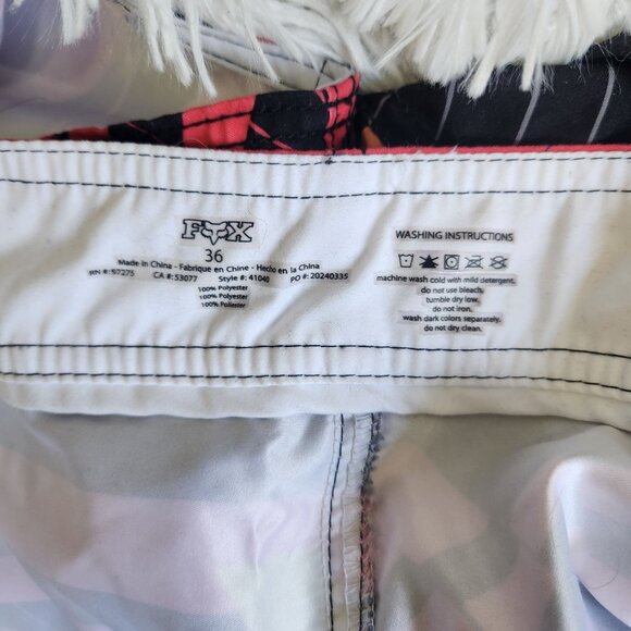 Fox Racing Mens Wild Graphic Boardshorts Size 36 With Drawstring Closure & Bold - Picture 5 of 5